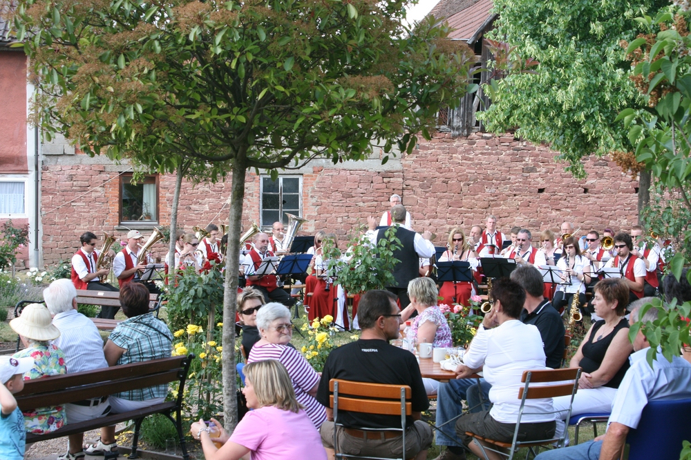 comp_2011 Rosengartens.0017.jpg